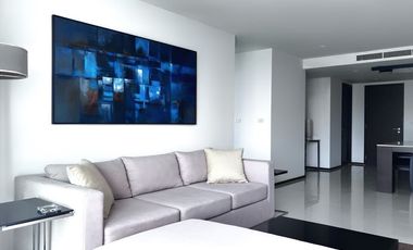 For rent 2 bedrooms condo in Sathon, Bangkok