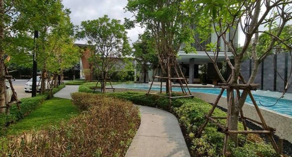 For rent 3 bedrooms townhouse in Don Mueang, Bangkok