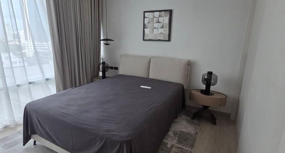 For rent 2 bedrooms condo in Khlong Toei, Bangkok