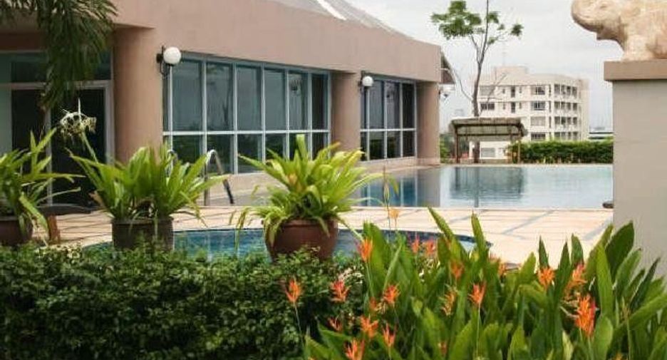 For rent 1 bed condo in Watthana, Bangkok