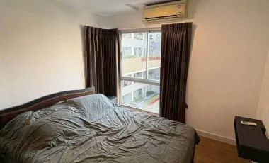 Condo en alquiler de 2 habitaciones en Phra Khanong, Bangkok