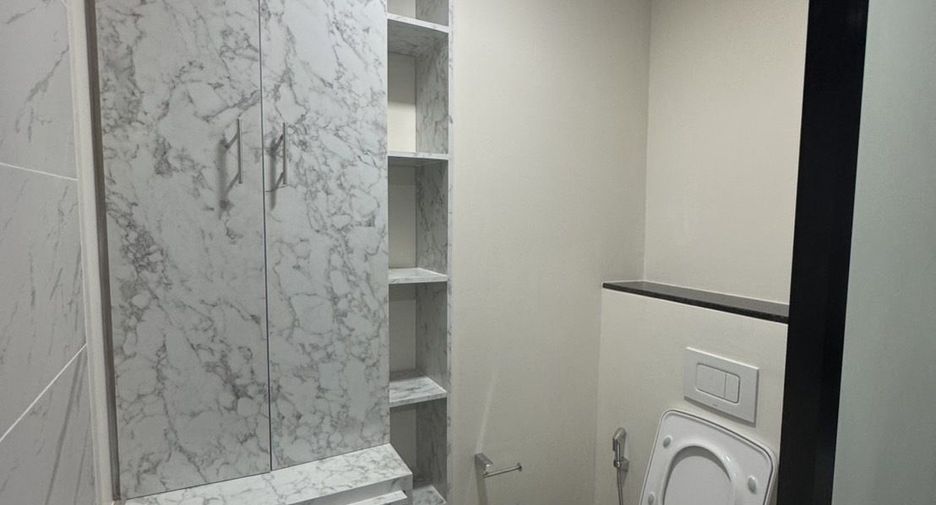 For sale and for rent 2 bedrooms condo in Sathon, Bangkok