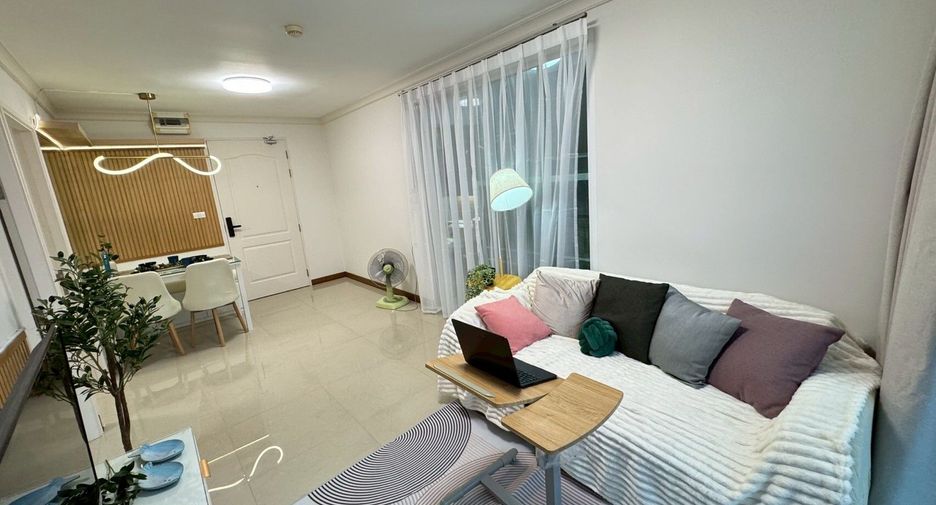 For rent 2 bedrooms condo in Phaya Thai, Bangkok