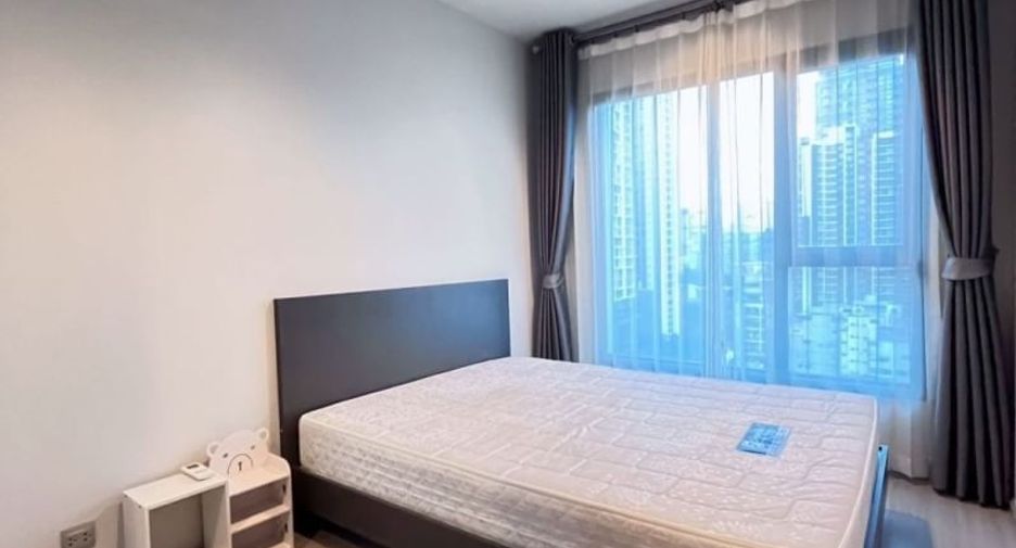 Wohnung zur Miete mit 2 Zimmer in Huai Khwang, Bangkok
