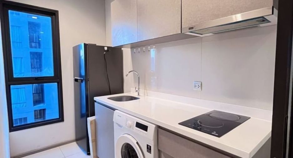 Wohnung zur Miete mit 2 Zimmer in Huai Khwang, Bangkok