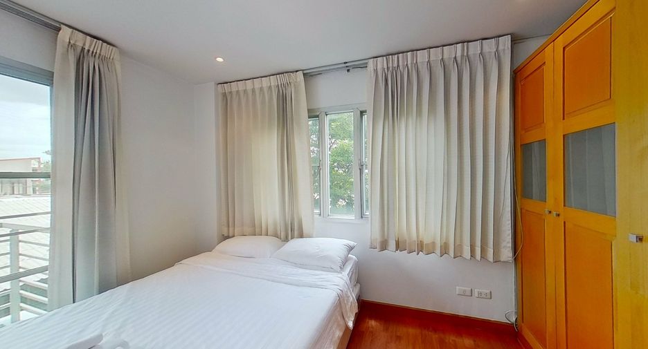 Apartamento en alquiler de 2 habitaciones en Suan Luang, Bangkok