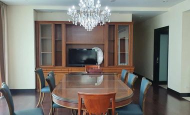 For rent 3 bedrooms condo in Pathum Wan, Bangkok