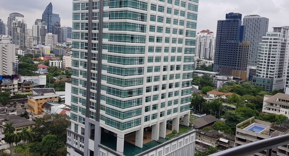For rent 3 bedrooms condo in Watthana, Bangkok