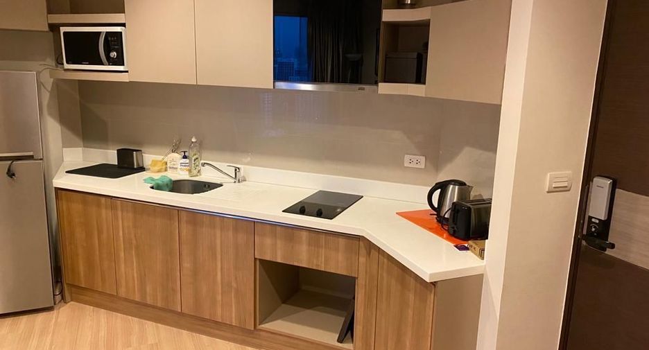 Condo en venta de 1 habitaciones en Sathon, Bangkok