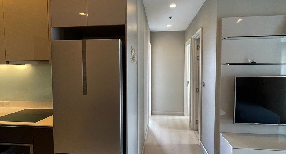 For rent 2 bedrooms condo in Phaya Thai, Bangkok