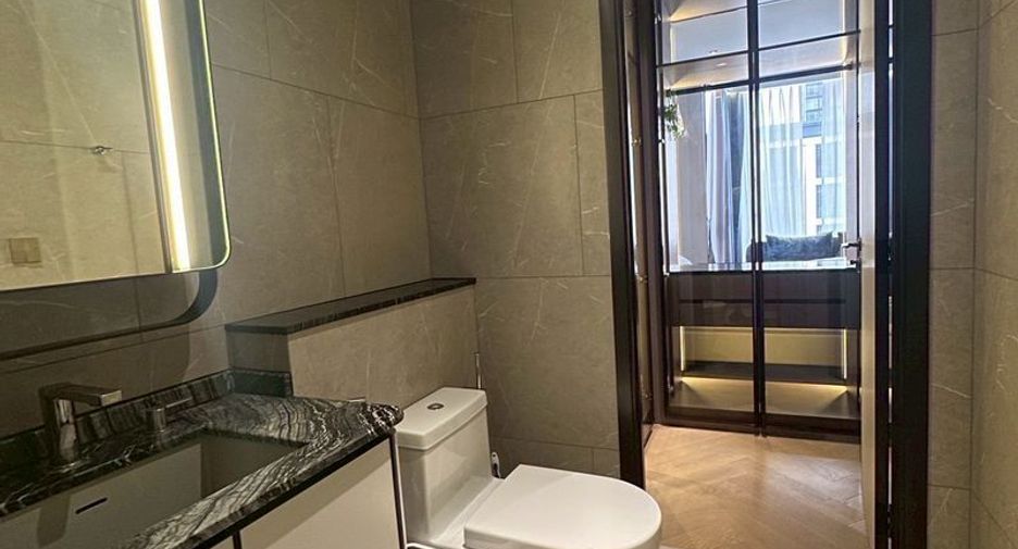 À louer 2 chambres condo à Watthana, Bangkok