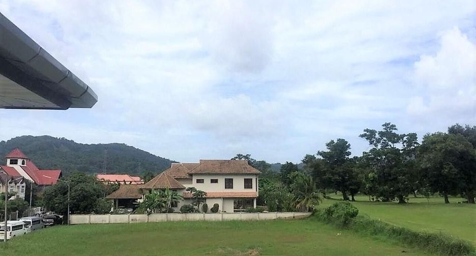 Villa zum Kauf mit 4 Zimmer in Kathu, Phuket