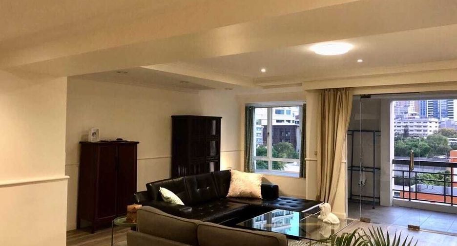 À vendre et à louer 3 chambres condo à Watthana, Bangkok