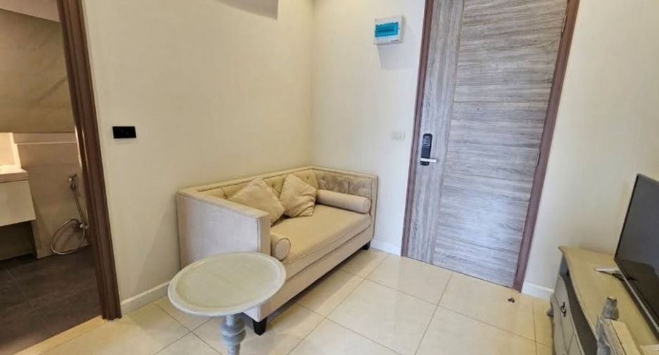 À louer 1 chambre condo à Phra Khanong, Bangkok