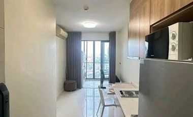 For sale and for rent 1 bed condo in Bang Na, Bangkok