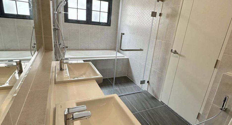 For rent 4 ベッドルーム house in Bang Phli, Samut Prakan