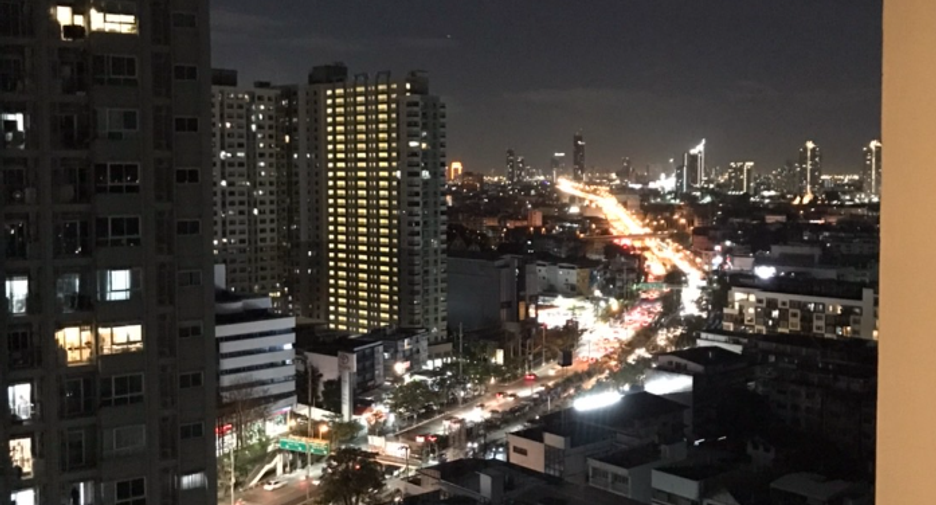 For sale 1 Beds condo in Thon Buri, Bangkok