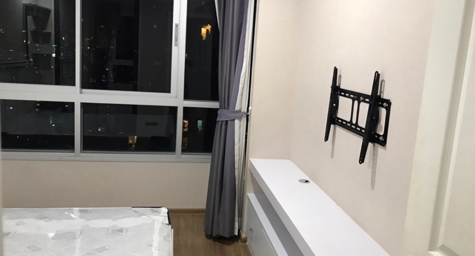 For sale 1 Beds condo in Thon Buri, Bangkok