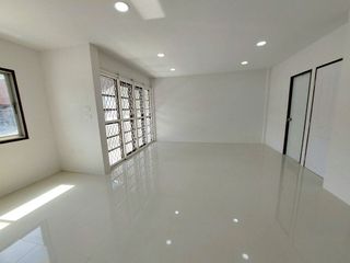 For sale 3 bedrooms townhouse in Bueng Kum, Bangkok