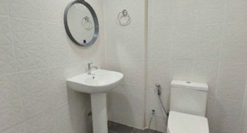 For sale 3 bedrooms townhouse in Bueng Kum, Bangkok