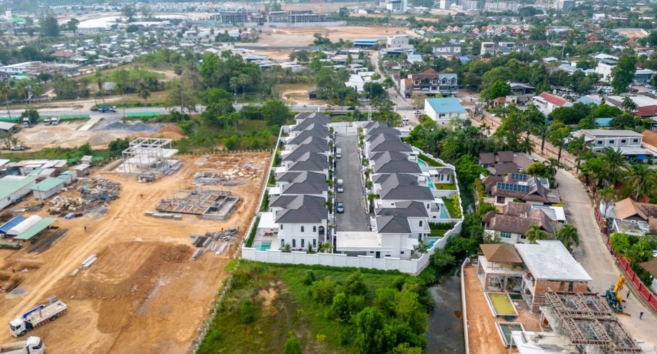 For sale 3 bedrooms villa in Thalang, Phuket