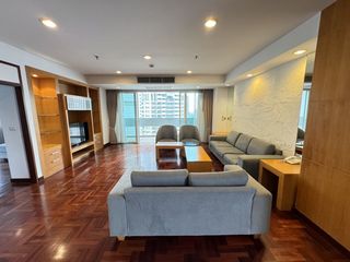 À louer 3 chambres appartement à Khlong Toei, Bangkok