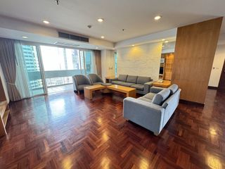 À louer 3 chambres appartement à Khlong Toei, Bangkok