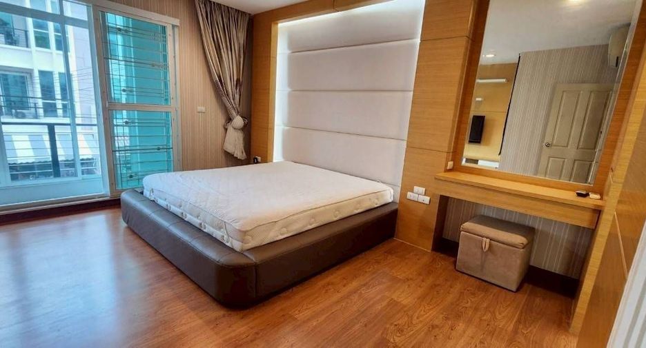ขาย และ ให้เช่า 3 ห้องนอน ทาวน์เฮ้าส์ ใน จอมทอง, กรุงเทพฯ