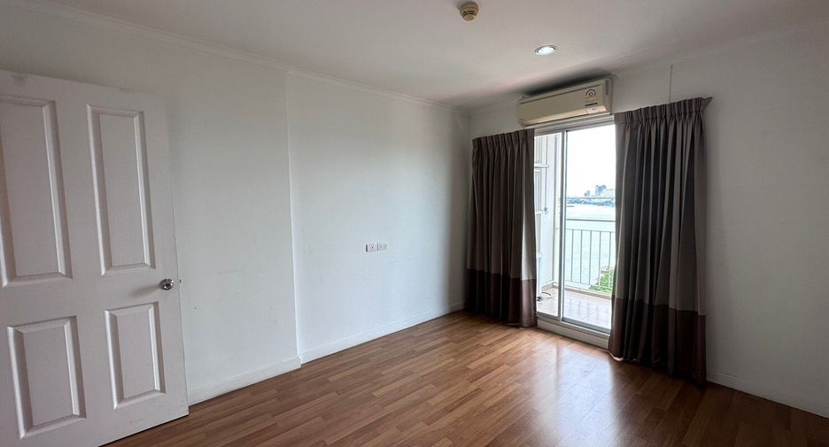 For sale 3 bedrooms condo in Yan Nawa, Bangkok