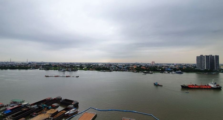 For sale 3 bedrooms condo in Yan Nawa, Bangkok