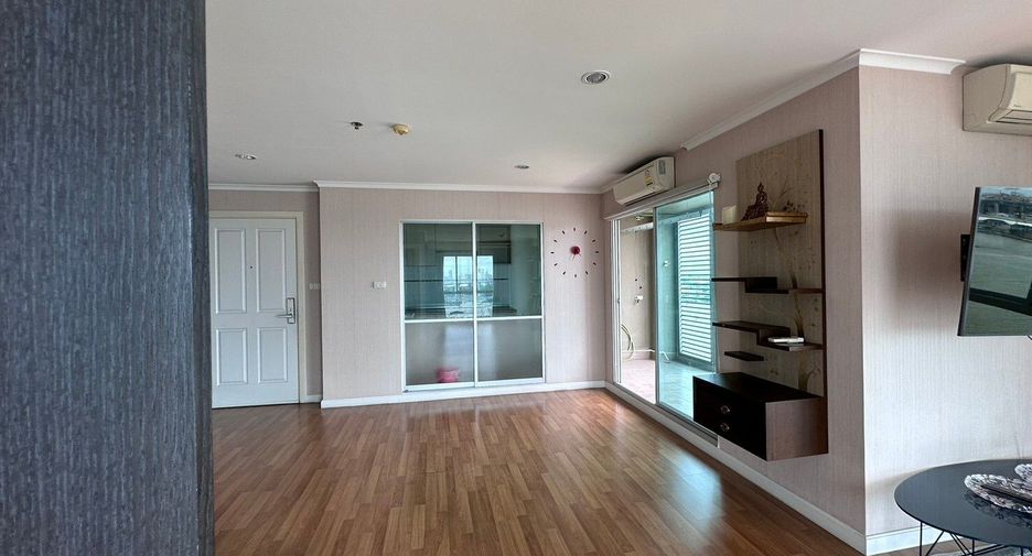 For sale 3 bedrooms condo in Yan Nawa, Bangkok