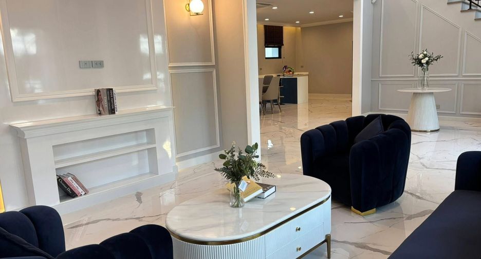 Haus zur Miete mit 5 Zimmer in Bang Phli, Samut Prakan