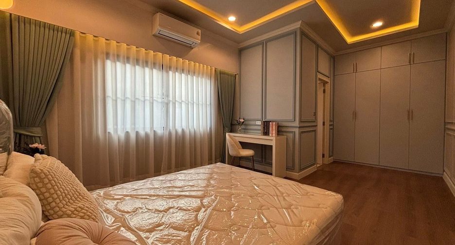 Haus zur Miete mit 5 Zimmer in Bang Phli, Samut Prakan