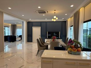 For rent 5 bedrooms house in Bang Phli, Samut Prakan