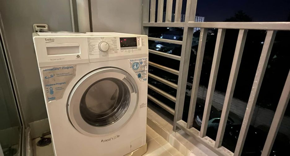 À vendre 1 chambre condo à Lat Phrao, Bangkok