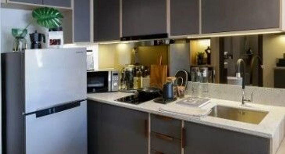 For sale 1 bed condo in Bang Rak, Bangkok