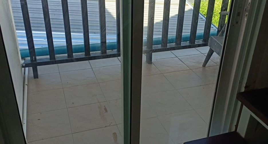 For sale 6 bedrooms townhouse in Mueang Phuket, Phuket