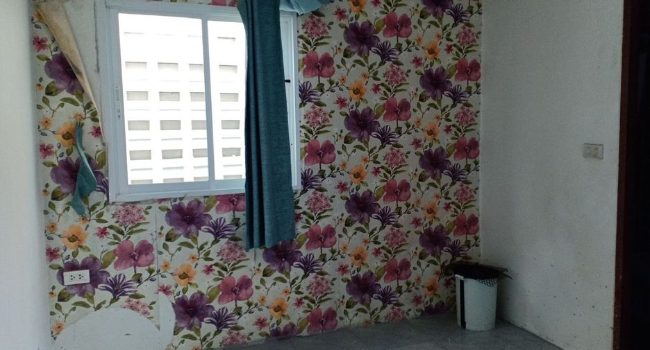For sale 6 bedrooms townhouse in Mueang Phuket, Phuket