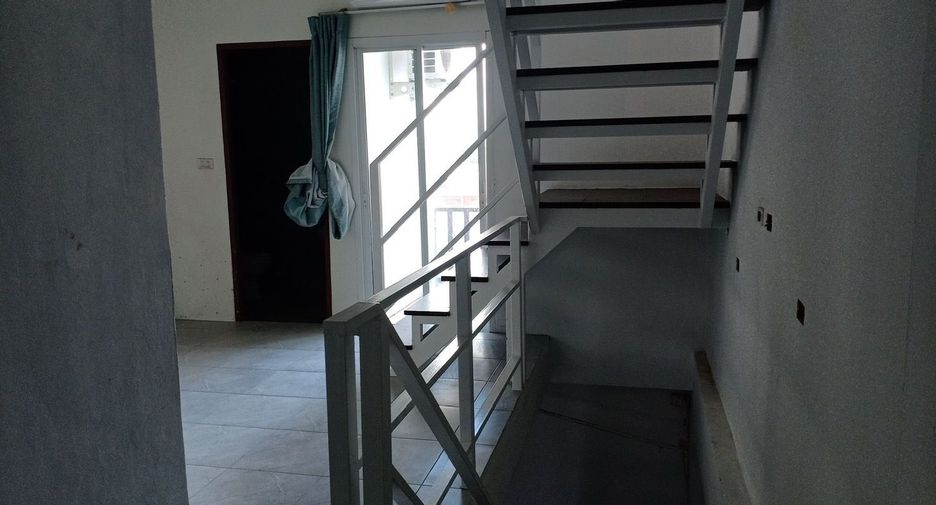 For sale 6 bedrooms townhouse in Mueang Phuket, Phuket