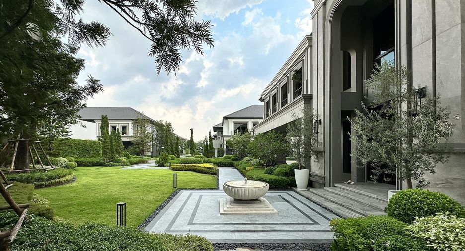 Reihenhaus zum Kauf mit 5 Zimmer in Khan Na Yao, Bangkok