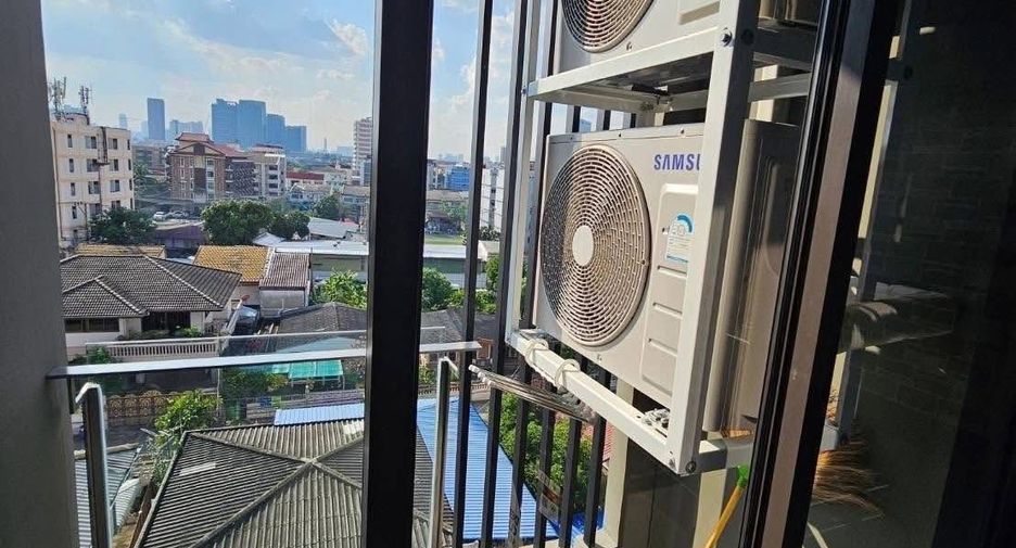 À louer 1 chambre condo à Bang Kapi, Bangkok
