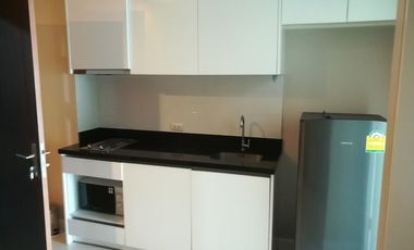 Аренда 1 кровать кондо в Кхлонг Тоеи, Бангкок