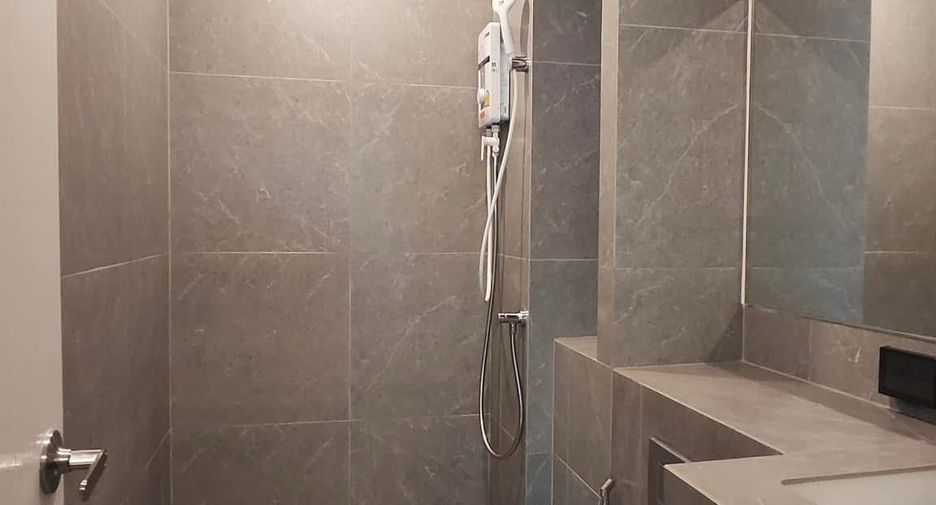 For rent 1 bed condo in Khan Na Yao, Bangkok