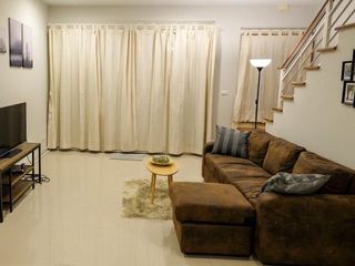 For rent 3 bedrooms townhouse in Chom Thong, Bangkok