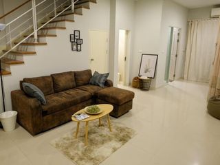 For rent 3 bedrooms townhouse in Chom Thong, Bangkok