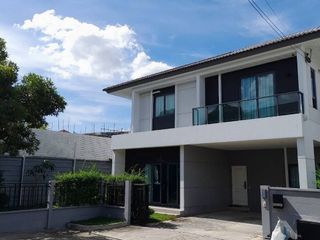出租 4 卧室 独立屋 在 Don Mueang, 曼谷