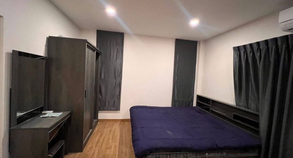 For rent 4 bedrooms house in Don Mueang, Bangkok