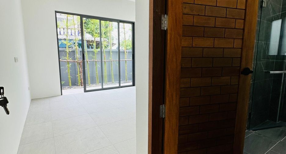 Haus zum Kauf mit 3 Zimmer in Mueang Phuket, Phuket