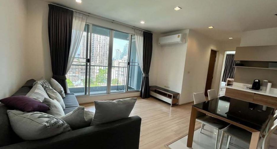 For rent 1 bed condo in Phaya Thai, Bangkok