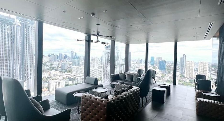 For rent 1 bed condo in Watthana, Bangkok